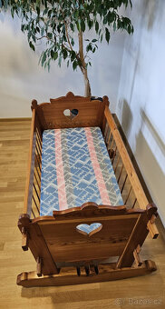 Dřevěná kolébka pro miminko - 5