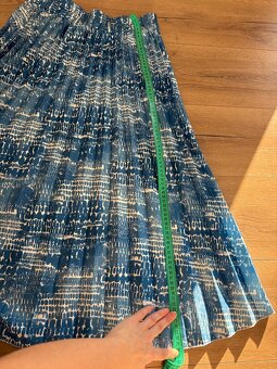 Dámská letní skládaná dlouhá sukně, modro- bílá, Hybrid, S/M - 5