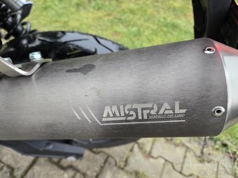 Moto Guzzi V85TT - 5