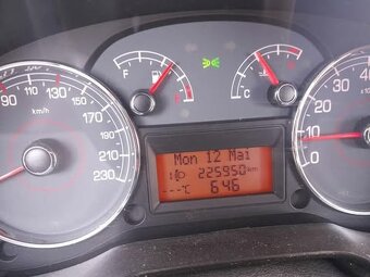 Fiat grande punto - 5