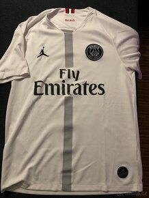 Dres PSG Mbappe - 5