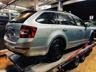 Náhradní díly Škoda Octavia 3 kombi 2013 CLHA MWW LA7W - 5