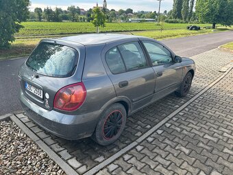 Nissan Almera - 5
