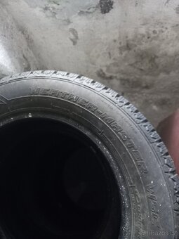 Pneu 215/60 r16 - 5