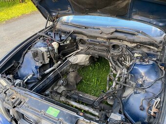 Bmw e39 528i - 5