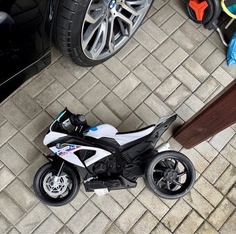 Elektrická motorka BMW HP4 RACE - 5