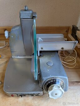 Nařezovy steoj BERKEL 836 - 5