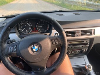 BMW e91 320d 120kw - 5