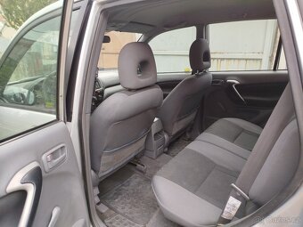 Toyota RAV4 2.0 D4D - 5