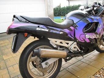 SUZUKI GSX 750 F - 5