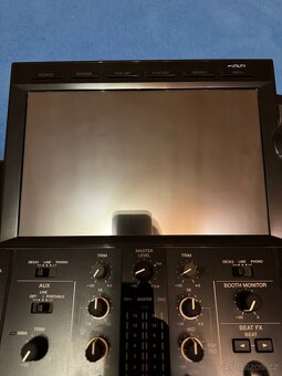 Pioneer XDJ RX3 - 5