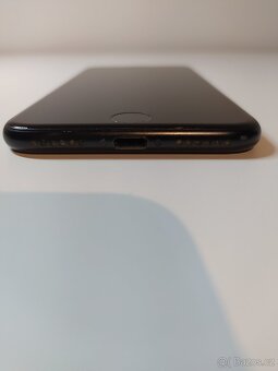 iPhone 7, 32 GB, černý - 5