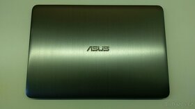 Asus VivoBook E403NA - 5
