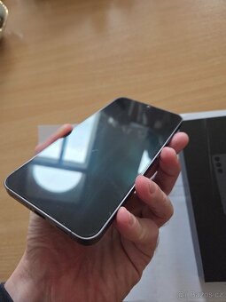 Samsung Galaxy S24 128GB - 5