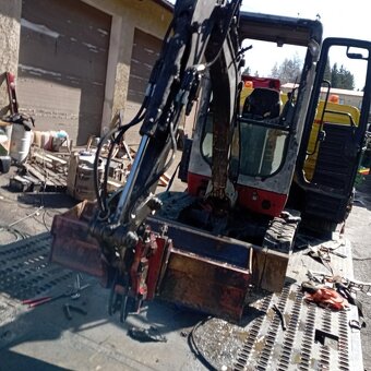 Takeuchi TB 216 - 5