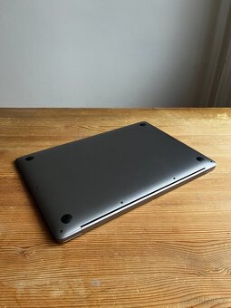 Apple MacBook Air M1 (2020), 256GB SSD, 8GB RAM – Space Gray - 5