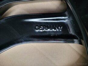 Prodám originální alu kola - disky Range Rover Velar R21 - 5