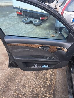 Mercedes-Benz E 270 W211 - 5