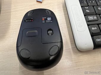 Prodám cestovní set klávesnice a myši Logitech laser, česká - 5