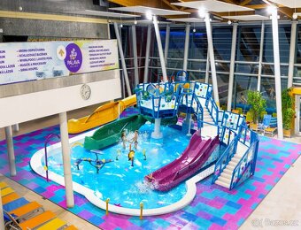 DO ČERVENECE CELODENNÍ AQUALAND MORAVIA TOBOGÁNY - 5
