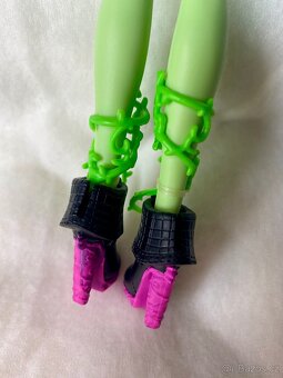Monster High Music Festival Venus McFlytrap - 5