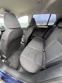 VW Golf 5 - 5