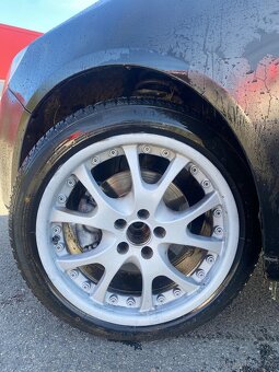 Prodám 225/45 r17 - 5