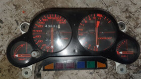 Náhradní díly z HONDA VF750F Interceptor - 5