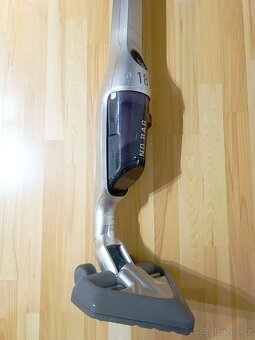 Tyčový aku vysavač Rowenta Air Force 18V - 5