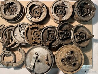 Bubny jawa pionýr - 5