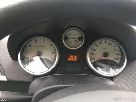 Peugeot 207 1.4 54 kw benzin a 1.6 hdi 9HX nafta - 5