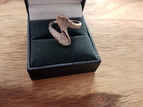 Zlatý prstýnek 585/1000 vel 59 - 5