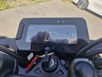 Honda CBR125R - 5