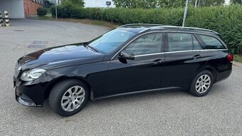 Mercedes-Benz E 200 BLUETEC - 5