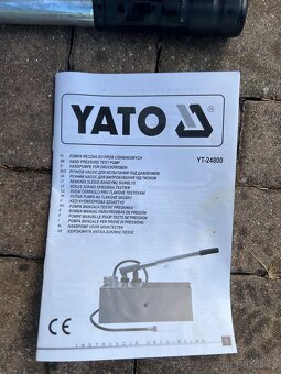 Ruční tlaková zkušební pumpa YATO YT-24800 – 12 L, 5 MPa - 5