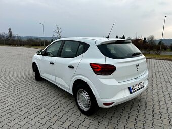 Dacia Sandero 1.0 49Kw / 2.500Km - 5
