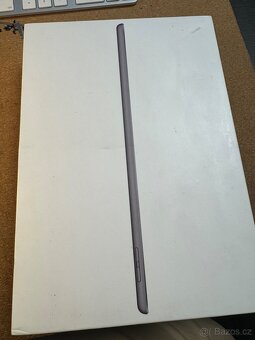 Apple iPad 8 gen 2020 (A2270) 32gb s kabelem krabice Cena - 5