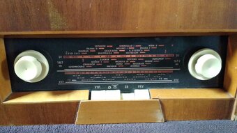 Rádio Tesla 323 A v.1 - 5