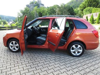 Škoda Fabia 2 1.6i 77Kw Ambiente- 113 489Km - 5