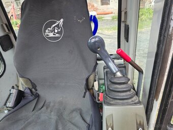 Bagr TAKEUCHI TB 125 - 5