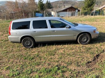 Volvo V70 2.5T AWD Automat – pětiválec, pojízdné, 275000tkm - 5