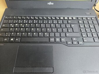 Prodám Fujitsu Lifebook A357 - 5