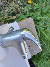 ● ZLEVNĚNO ● PRODÁM keramivký závěsný bidet. - 5