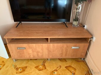 Manželská postel + TV stolek (zakázková výroba) - 5