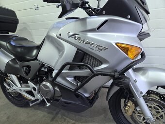 Honda XL 1000 V Varadero - 5