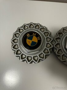 Středové poklice BMW - 5