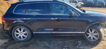 Prodám veškeré N.D. VW Touareg 7P r.v. 2011. - 5