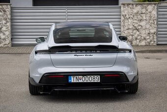 Porsche Taycan TURBO - 5