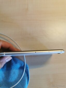 iPhone SE 2022 - 5