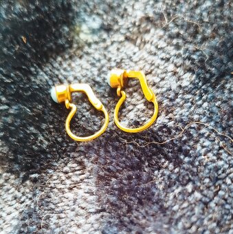 Zlaté dětské náušnice z roku 1930 - 5